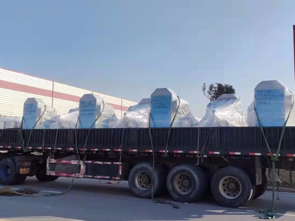 17台老司机深夜福利视频出貨，請查收！