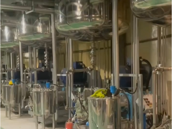 防腐塗料生產設備的選型